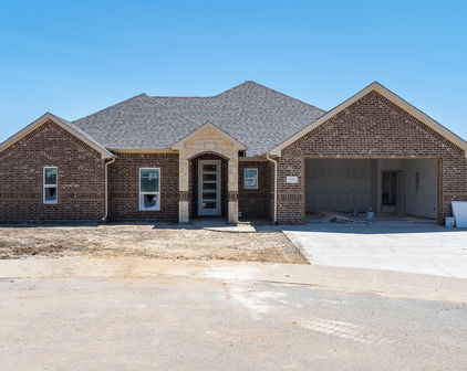 721 Cobblestone Cir, Mabank