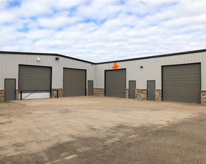 501 E Main St, Forney