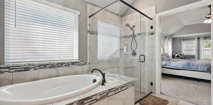 1057 Canterbury Ln, Forney