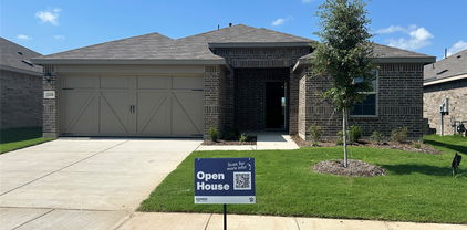 2330 Rosebriar St, Crandall