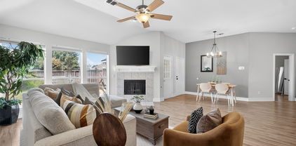 2420 Fieldcrest Dr, Rockwall