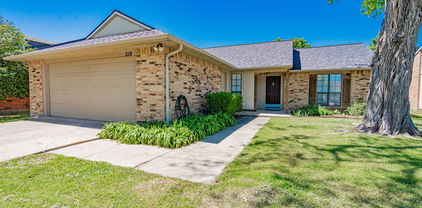519 Magnolia Dr, Forney