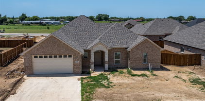 725 Cobblestone Cir, Mabank