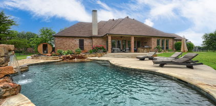 103 Fireside Ct, Mclendon Chisholm