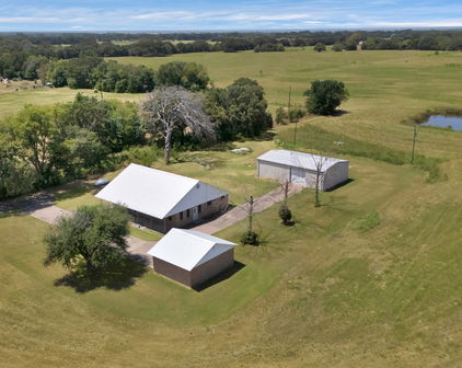 12748 County Road 4077, Scurry