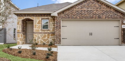 1065 Old Oaks Dr, Forney