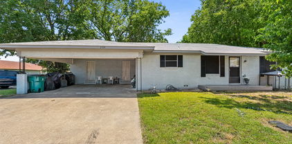 204 N Elm St, Kemp