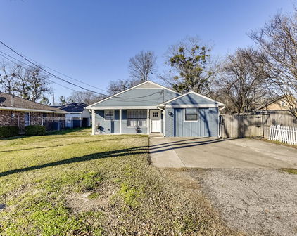 704 S Jackson St, Kaufman