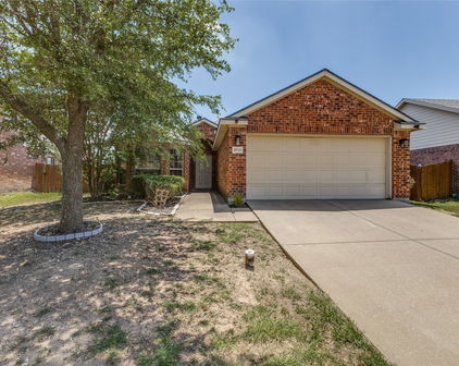 2032 Samantha Ln, Heartland