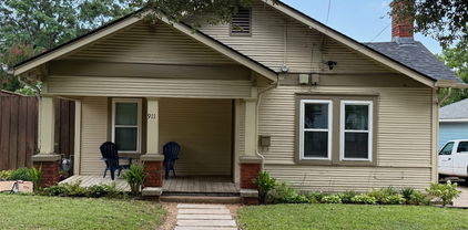 911 N Montclair Ave, Dallas