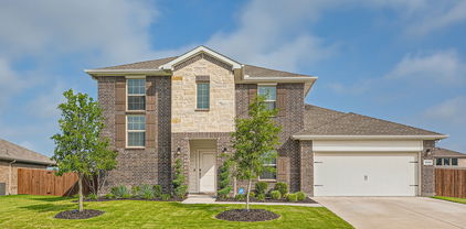 1225 Elmwood Dr, Cedar Hill