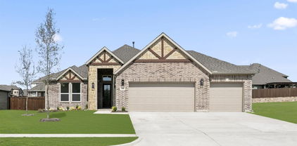 928 Gold Finch Ln, Forney