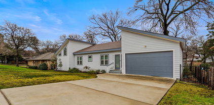 8216 Coolgreene Dr, Dallas