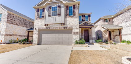 2753 Hidden Oaks Dr, Garland