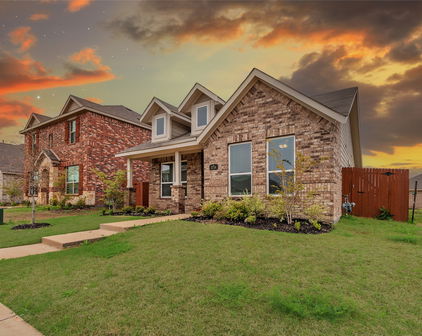3734 Honey Daisy Dr, Crandall