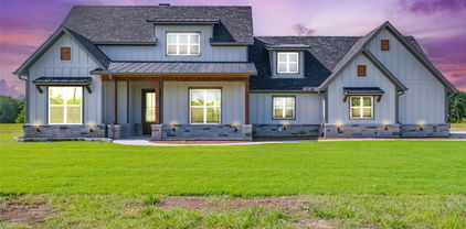 2667 Vz County Road 3820, Wills Point