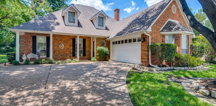209 Fountain Hills Dr, Garland