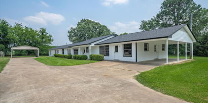 510 Bradburn Rd Unit 510, 512, 514, Grand Saline