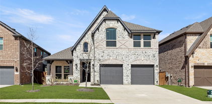 1518 Teton Rd, Forney