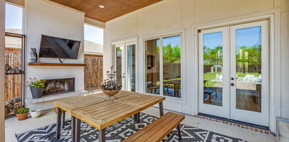 1706 Peavy Rd, Dallas