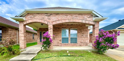 2639 Blackstone Dr, Grand Prairie