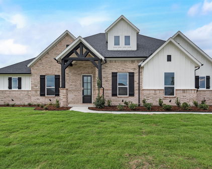1125 Barrix Dr, Forney