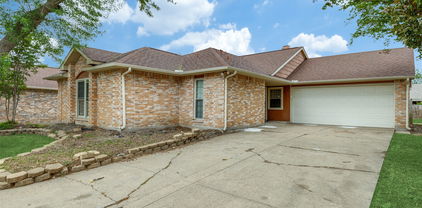 517 Rosewood Ln, Forney