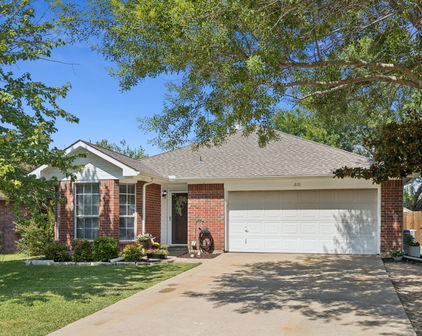 210 S Chestnut St, Forney