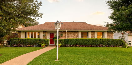3134 Lockmoor Ln, Dallas