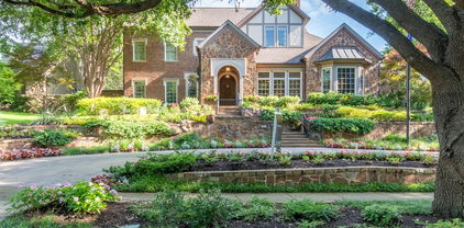 6843 Lakewood Blvd, Dallas