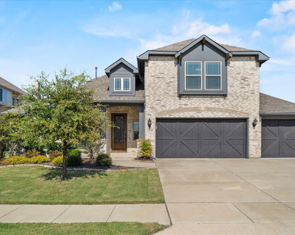 1099 Canterbury Ln, Forney