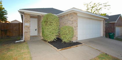 4015 Freedom St, Forney