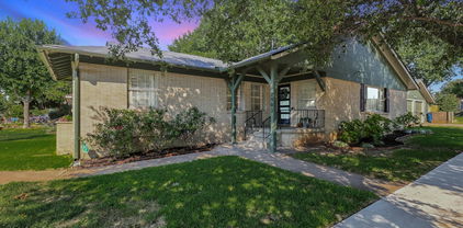2403 W Colorado Blvd, Dallas