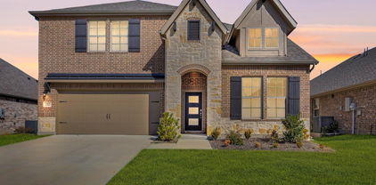 1303 Wheelwright Dr, Forney