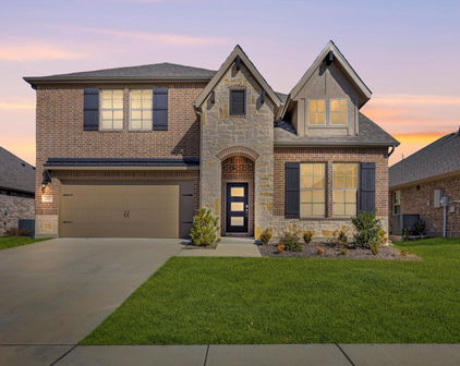 1303 Wheelwright Dr, Forney