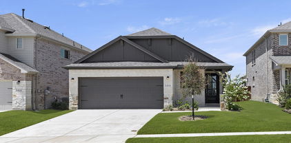1416 Martingale Ln, Forney