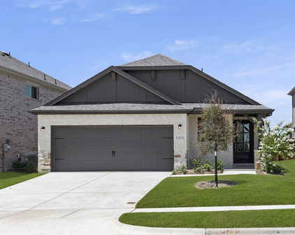 1416 Martingale Ln, Forney