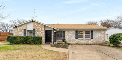 2510 Larchmont Dr, Mesquite