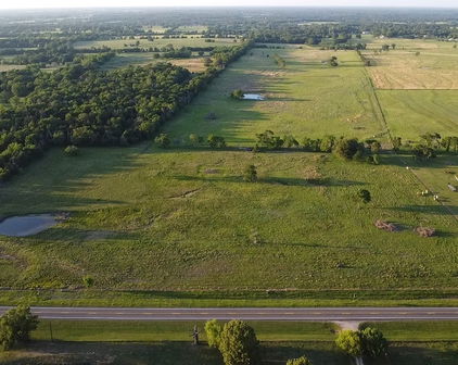 2852 W 243rd Hwy W, Canton