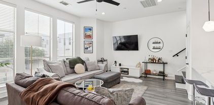 2100 N Fitzhugh Ave Unit D, Dallas