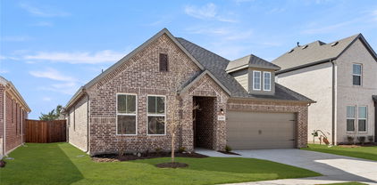 1236 Redcoat Dr, Forney