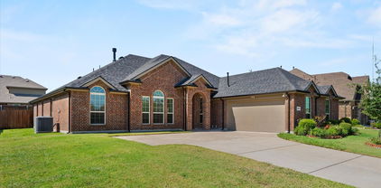 4706 Lakeway Dr, Garland
