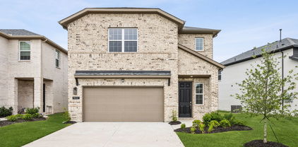 1522 Vermillion St, Forney