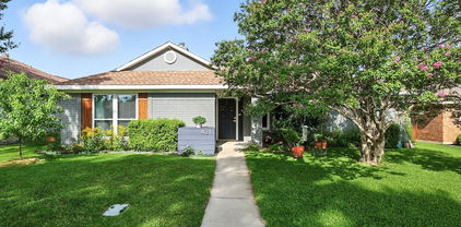 421 Phillips Dr, Coppell