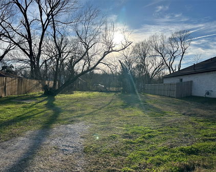 104 Boone St, Terrell