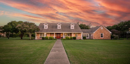 308 Drew Ln, Heath