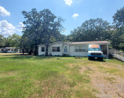 1225 Magnolia Mound, Kemp
