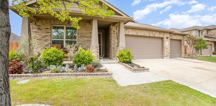 2015 Brenham Dr, Forney
