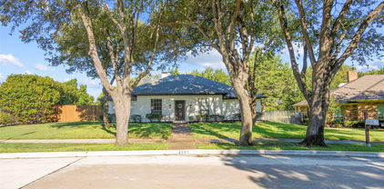 2001 Portsmouth Dr, Richardson