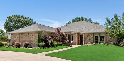 1330 Champions Dr, Rockwall